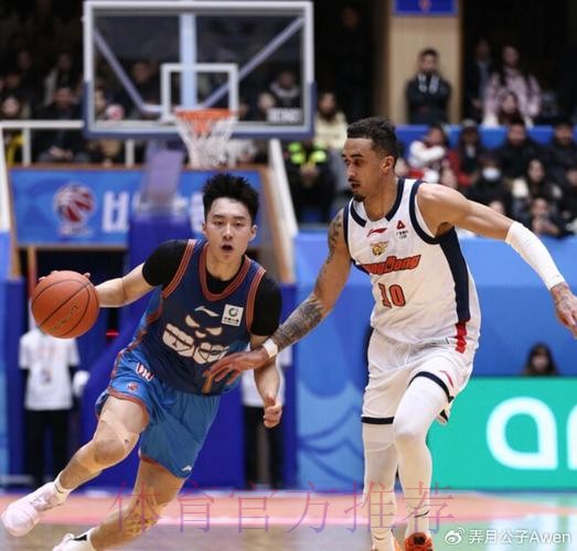 幸亏没去广东!19岁菜鸟打成四川小外援,场均得分高于徐杰胡明轩 幸亏没去广东!19岁菜鸟打成四川小外援,场均得分高于徐杰胡明轩